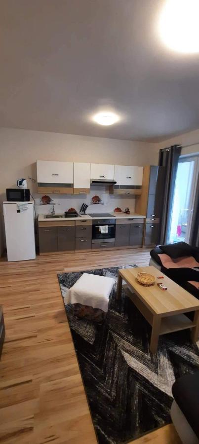 Apartmán Dunajská Streda Exterior foto